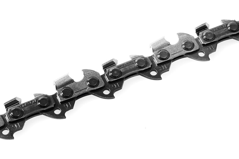 Close-up of a metal chainsaw chain on a white background, showing sharp cutting teeth and connecting links in detail.
