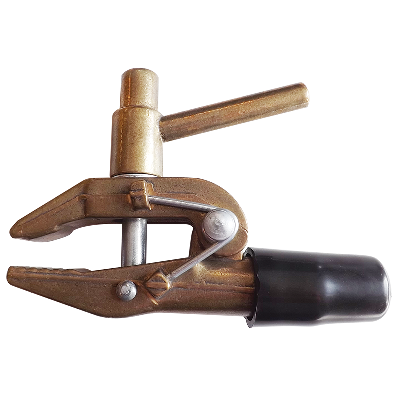 A Parweld 700A all cast brass screw type earth clamp with a black insulated handle is shown on a white background for welding use.