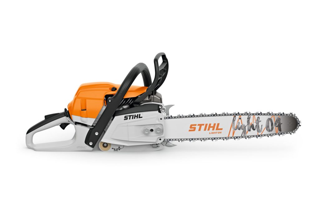 The Stihl MS 261 C-M chainsaw, orange and white with a 45cm silver guide bar, is shown on a plain white background.